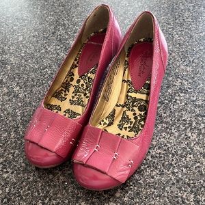 CANELA BY HUSH PUPPIES Pink Leather Round Toe Kitten Heel Shoes - Size 36